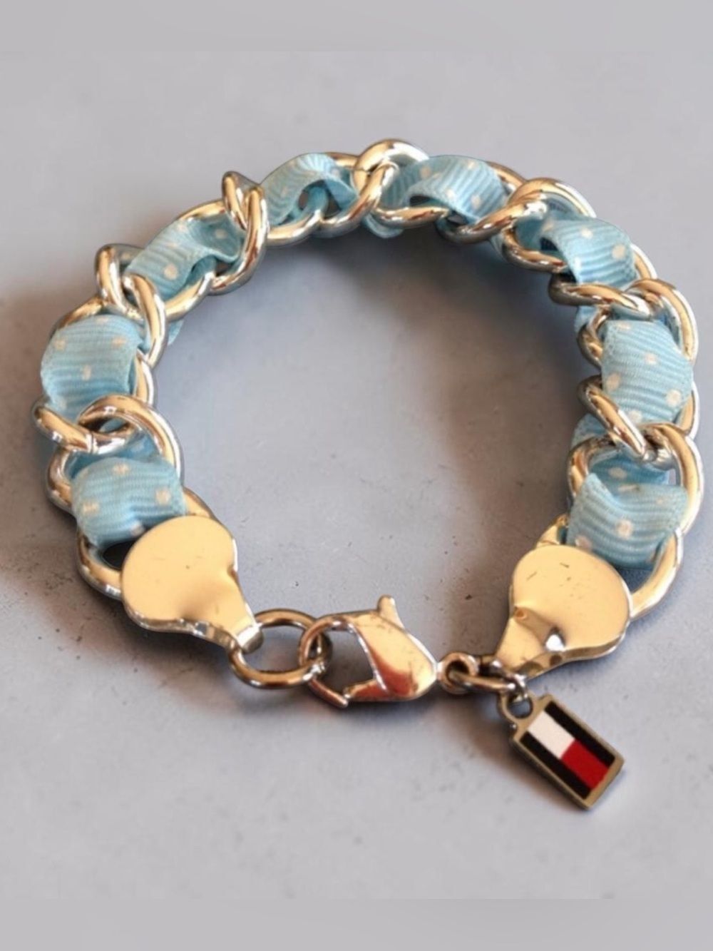 Tommy Hilfiger Silver-Tone Ribbon Chain Bracelet